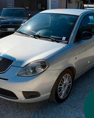 Lancia Ypsilon 1.4 Unyca Ecochic GPL 77 cv VETTURA