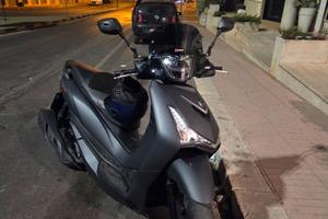 Sym HD 300