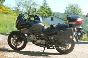 Suzuki Vstrom DL 650 anno 2006  km 70000
