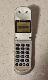 Motorola V50 con alimentatore 