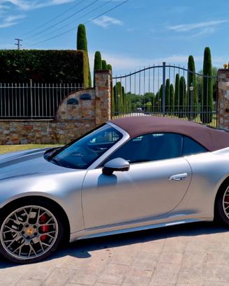 Porsche 992 4S