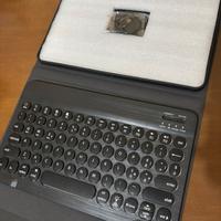 Tastiera con Custodia nera iPad 10.9 e 11 pollici