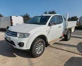 Mitsubishi L200 2.5 DI-D cassone da lavoro