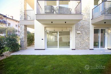 3 LOCALI A TORRI DEL BENACO