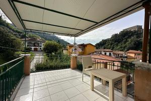 CASA SEMINDIPENDENTE A MASSA