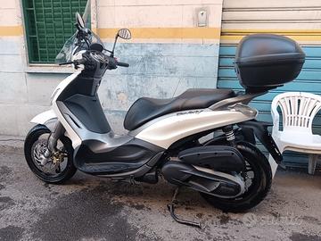 Piaggio Beverly 350 - 2015
