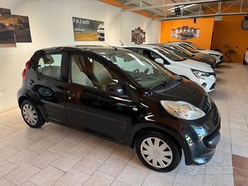 Peugeot 107 1.0 68CV 5p. Plaisir 2Tronic