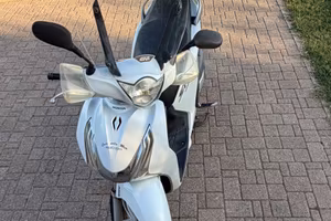 SH125 06/2015
