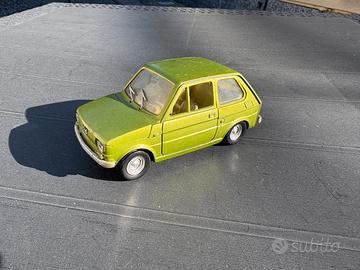 Modellino Fiat 126 polistil S.14 kiverde smeraldo