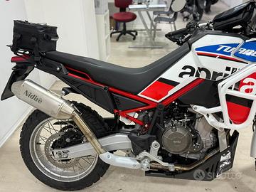 Aprilia tuareg 660 dakar podium allestita rally