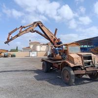 Camion Chevrolet CMP 15 WW2 con escavatore laltesi