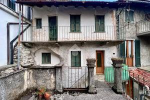 CASA SEMINDIPENDENTE A MUSSO