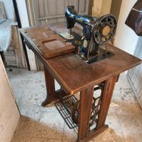 Macchina da cucire vintage
