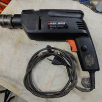 Trapano Blak&Decker con scatola e accessori