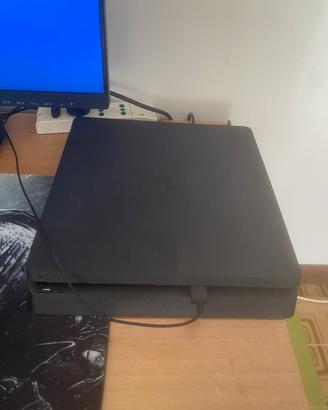 PlayStation 4 slim