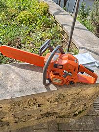 motosega Husqvarna  137