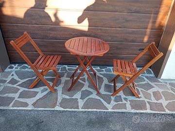 tavolo ripiegabile in legno con 2 sedie ripiegabil
