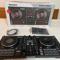 Numark Mixtrack Platinum FX Controller DJ 4 Deck