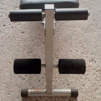 Panca e pesi per palestra