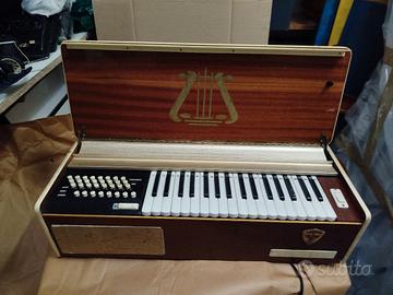 Armonium vintage