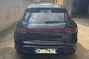 Porsche macan T