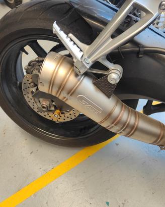 Terminale LEOVINCE GP PRO YAMAHA FZ1