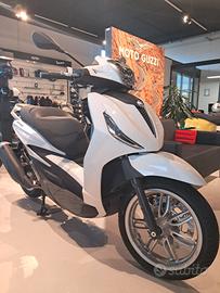 Piaggio Beverly 310 e Bauletto originale incluso
