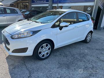 FORD FIESTA DIESEL 75 CV NEOPATENTATI!!!! 2013