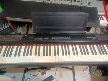 pianoforte digitale Farfisa DP100