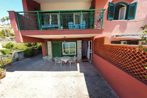 Monolocale vista mare - Settembre