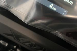 X adv 750