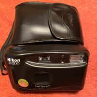 NIKON EF200