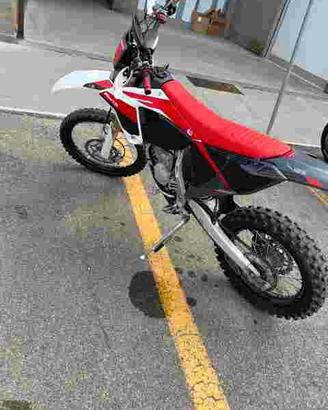 FANTIC XE 125 2023