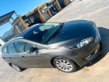 Ford focus Titanium - 2017