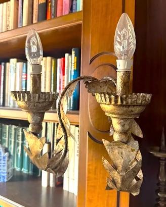 Coppia lampadari applique con foglie antichi