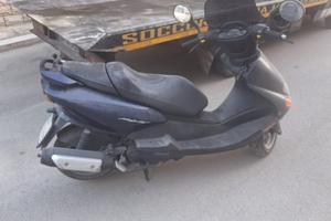 Yamaha majesty 125