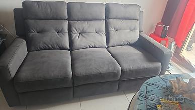 Divano sollevamento piedi