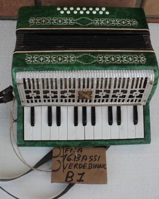Fisarmonica 16 bassi
