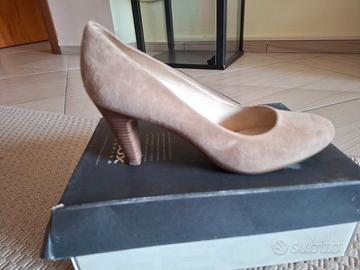 scarpe décolleté geox  in camoscio beige