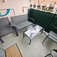 set tavolo  + poltrone