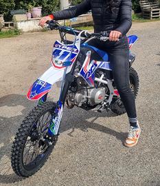 Pit Bike NCX 140 – Pari al nuovo