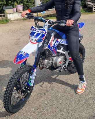 Pit Bike NCX 140 – Pari al nuovo
