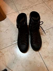 Scarponi montagna esercito