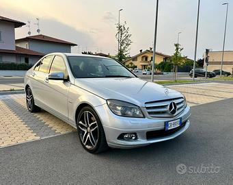Mercedes C320 4 matic