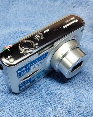 Panasonic Lumix DMC-FX01 Fotocamera Digitale Leica