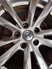 cerchi in lega MOMO REDS k2 18"