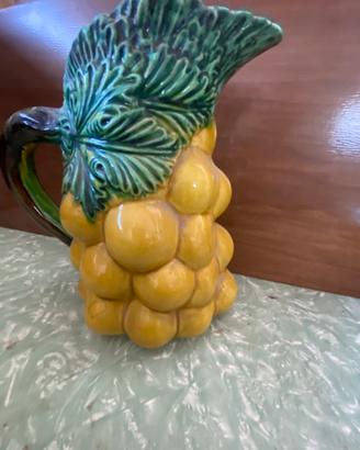 Caraffa a forma di uva