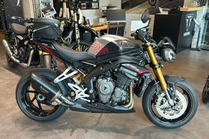 Triumph speed triple 1200rs
