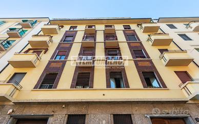 Eleganza d'epoca e terrazzo esclusivo nel cuore di