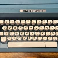Macchina da scrivere Studio 46 vintage